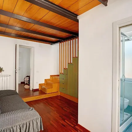 Gæstehus Divina Centro 4*